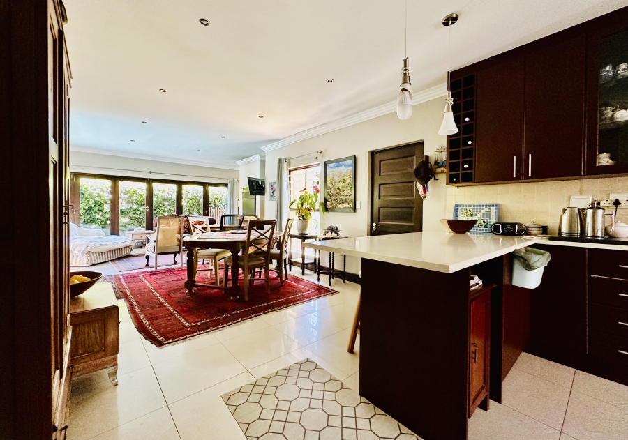 3 Bedroom Property for Sale in Sandbaai Western Cape